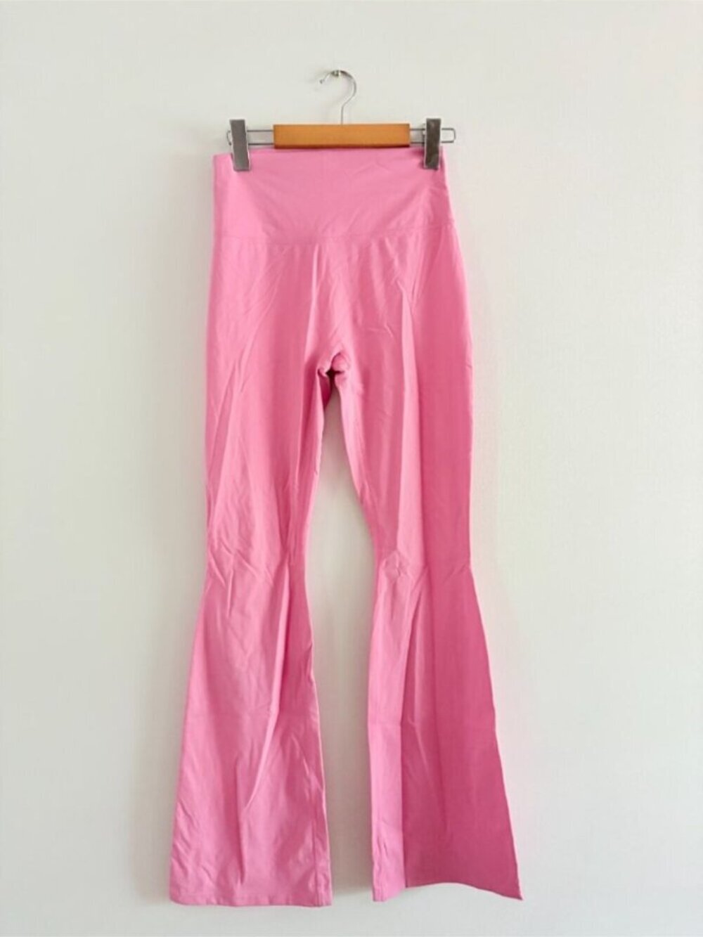 Set Active Sportbody Flare Leg Leggings Bubblegum Pink Size Medium - Picture 3 of 7
